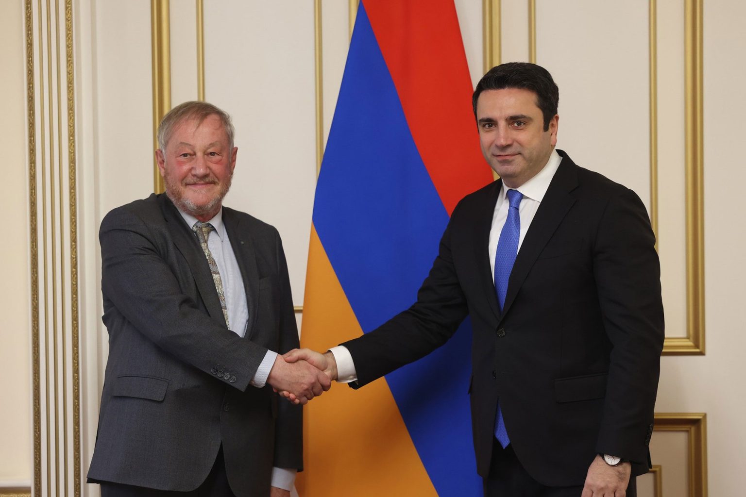 Ալեն Սիմոնյանը Ֆրանսիայի Սենատի պատվիրակության ուշադրությունն է հրավիրել Ադրբեջանում գտնվող գերիների խնդրին