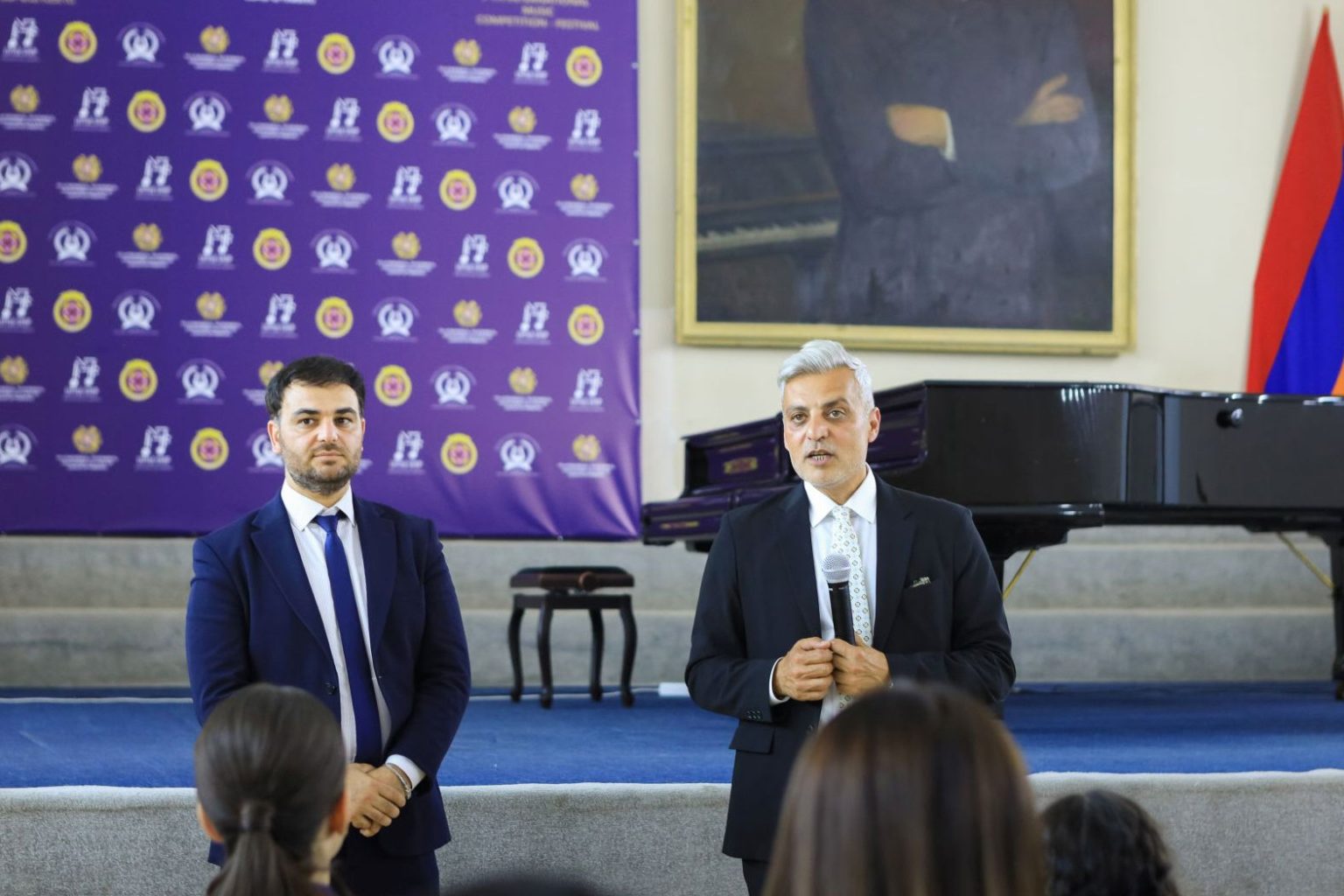 Վաղարշապատում մեկնարկել է «Փոքրիկ քայլ» միջազգային մրցույթ-փառատոնը