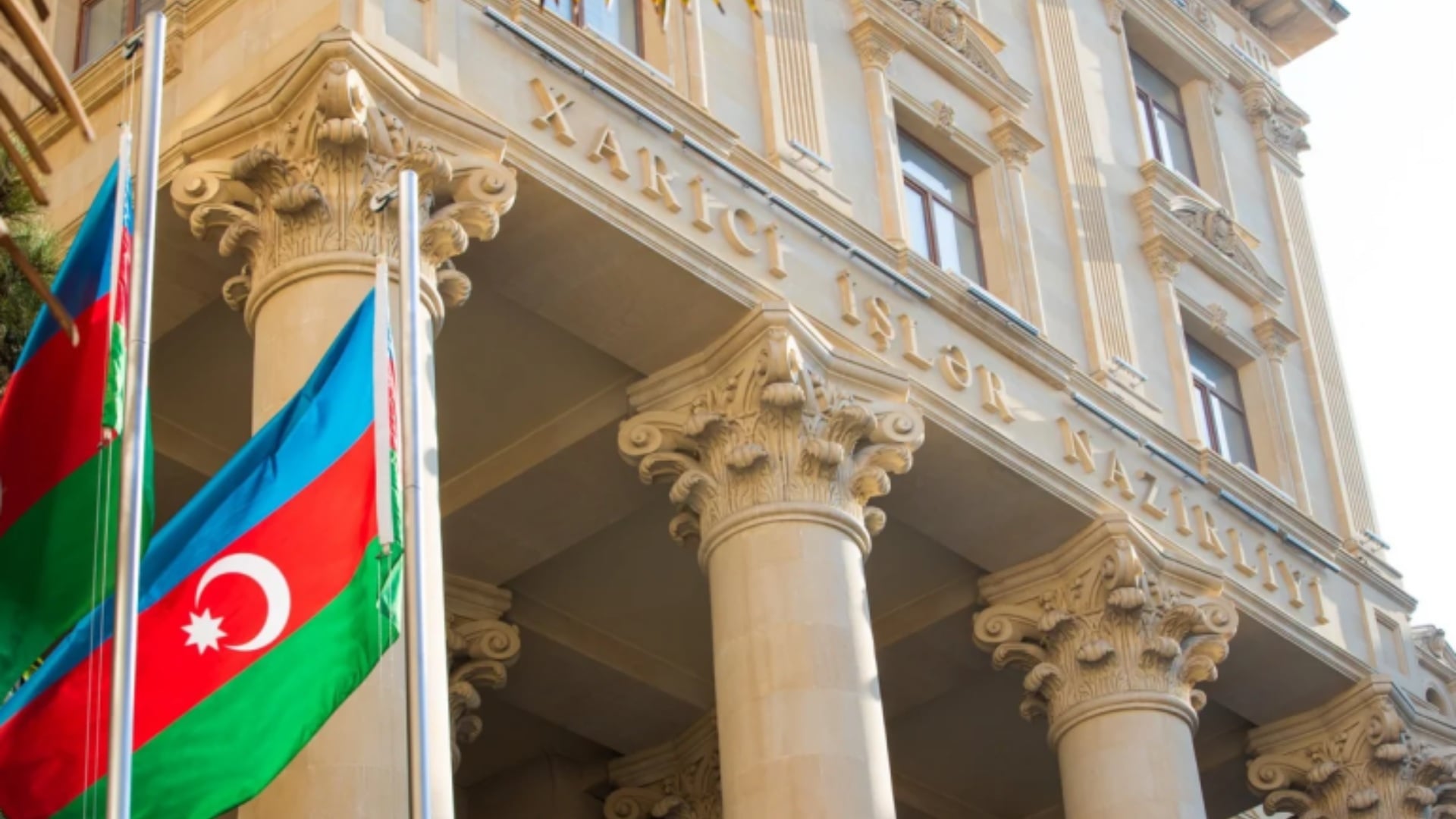 Ադրբեջանը դատապարտել է Ռուսաստանում իր դեսպանության հյուրատան մոտ տեղադրված սադրիչ պատկերները