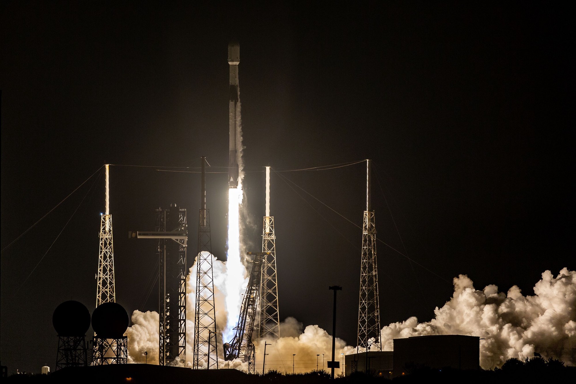 SpaceX-ի հրթիռի վերին աստիճանը կարող է բախվել Լուսնին